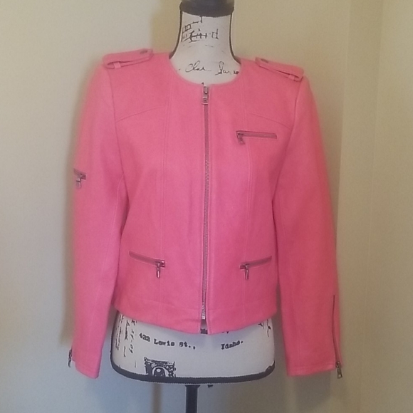 Jacket - Picture 1 of 4